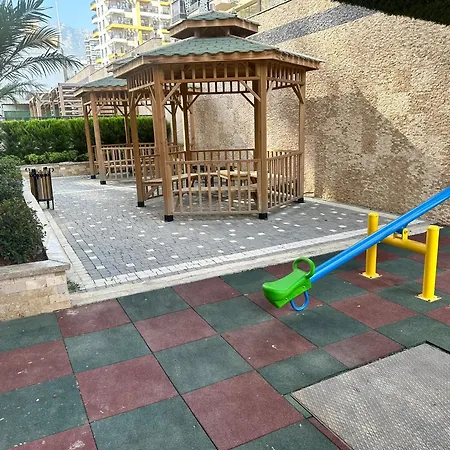 Havuzlu Luex Appartement Alanya